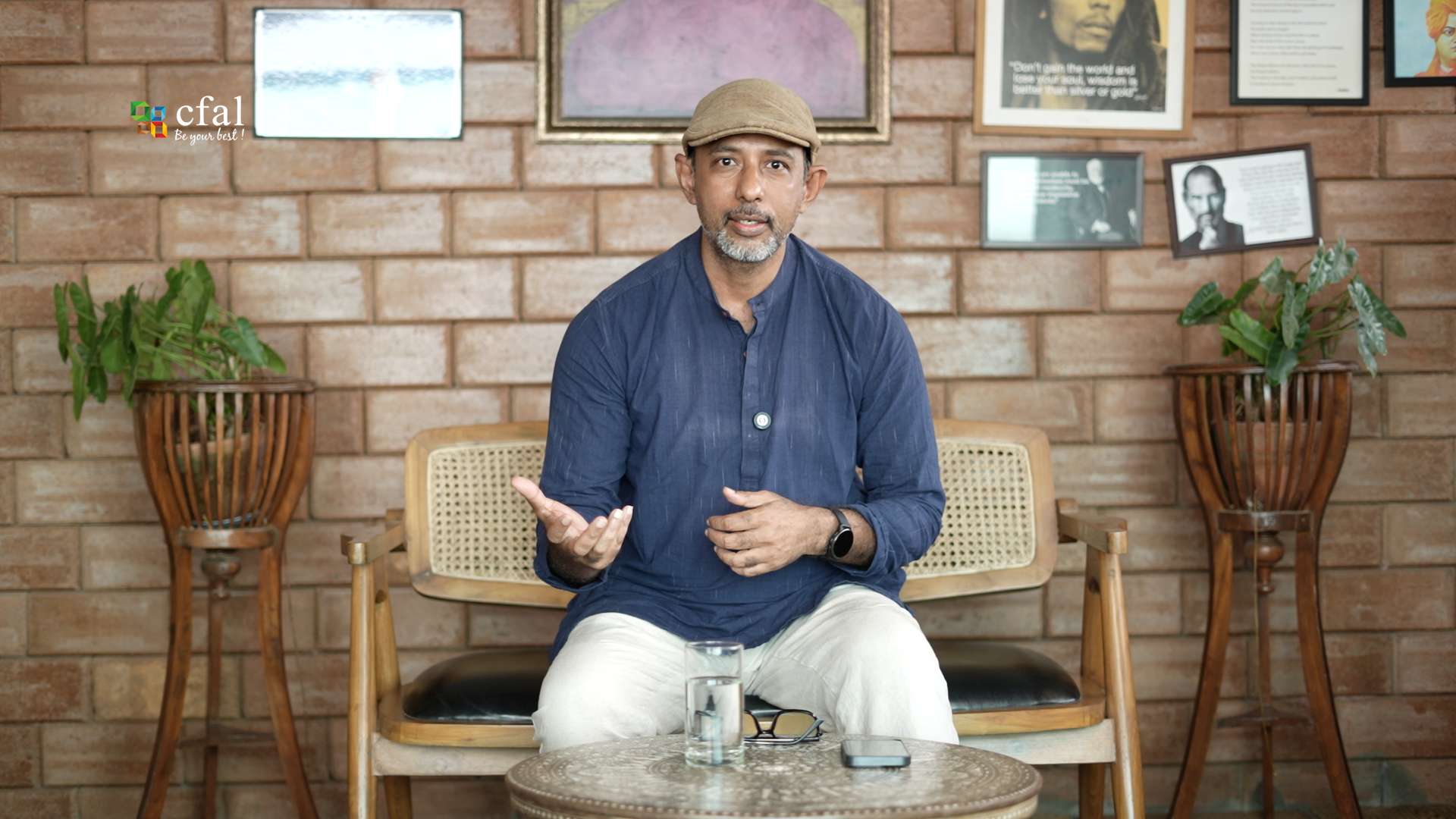 VJ Moras